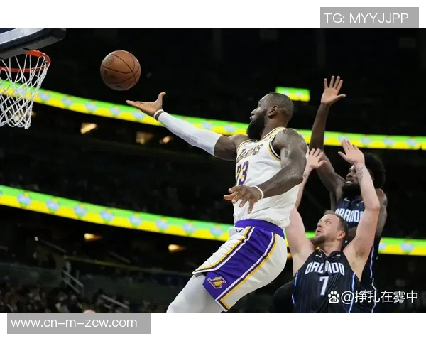 骑士与勇士的精彩对决图片集锦展现篮球激情与团队精神